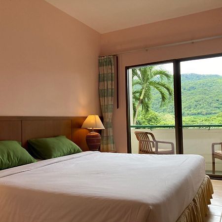 Cabbages & Condoms Khaoyai Resort Pak Chong Екстериор снимка