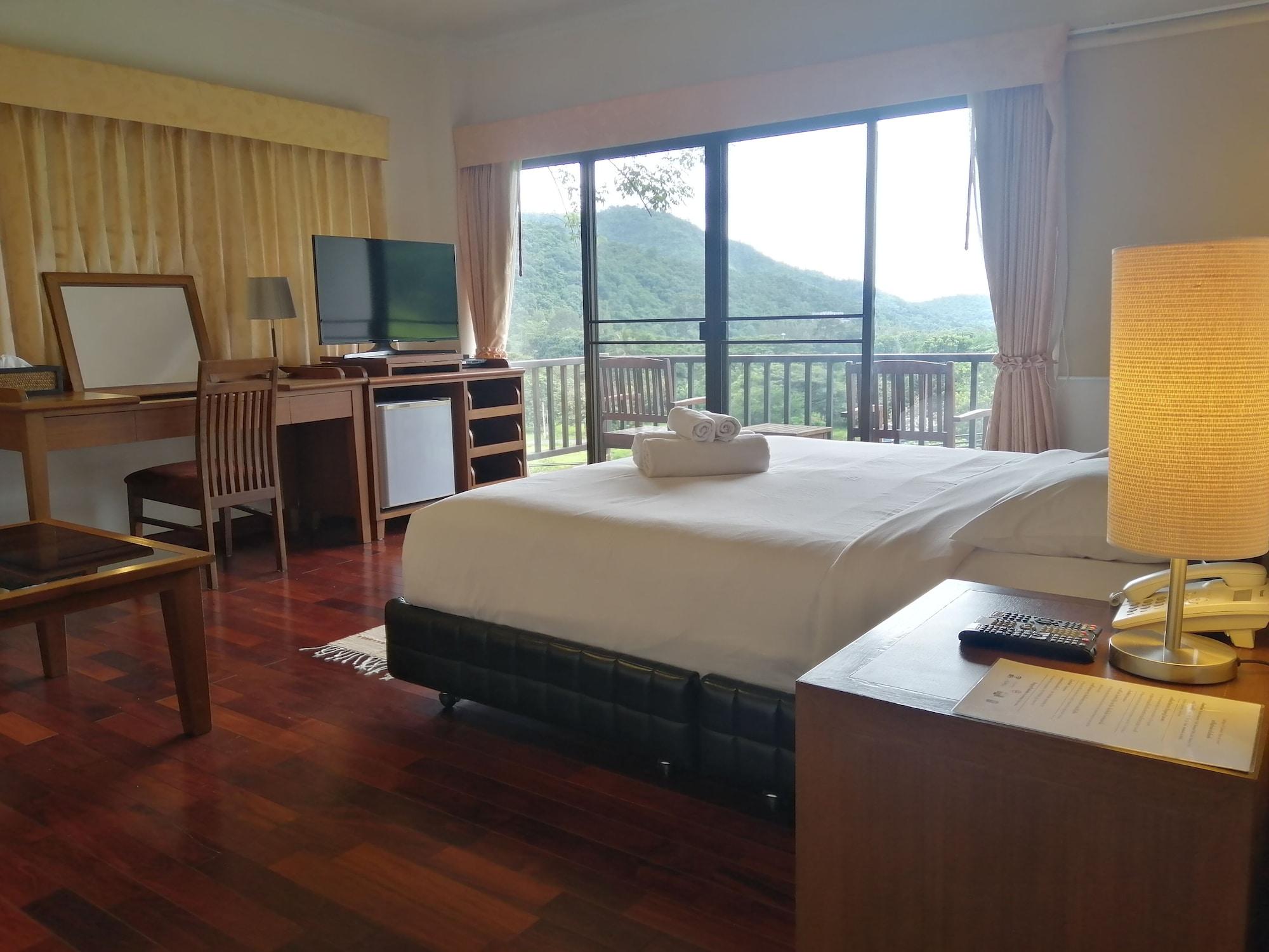 Cabbages & Condoms Khaoyai Resort Pak Chong Екстериор снимка